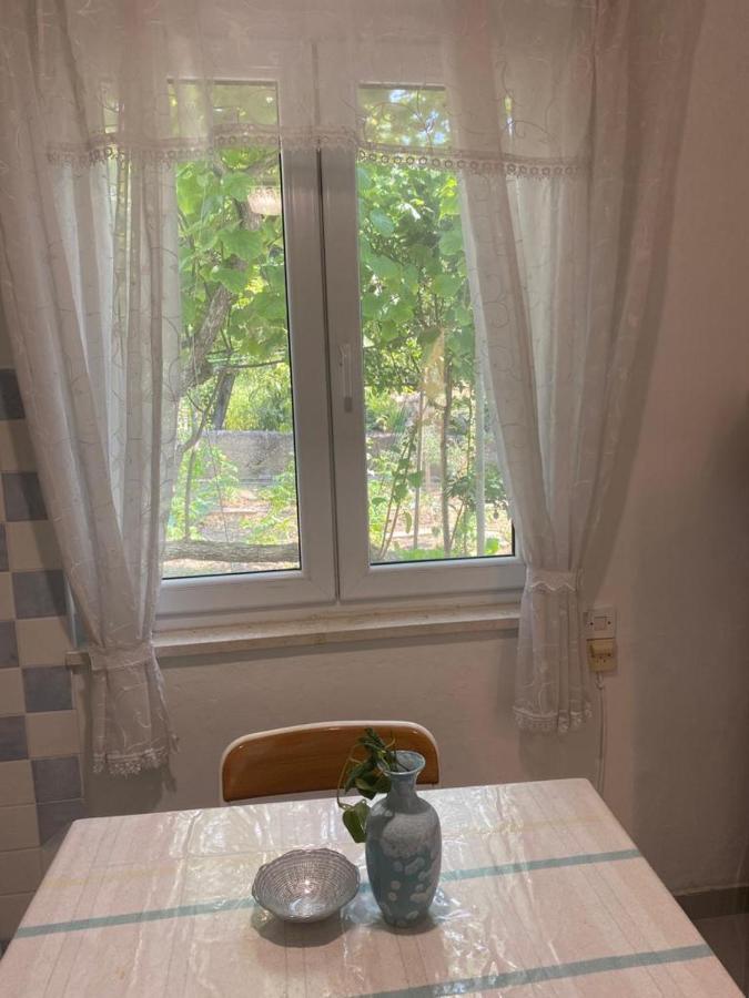 Domuskova Apartment โปดสตรานา ภายนอก รูปภาพ