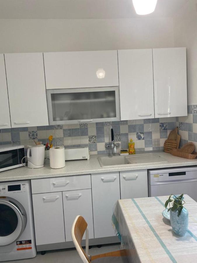 Domuskova Apartment โปดสตรานา ภายนอก รูปภาพ